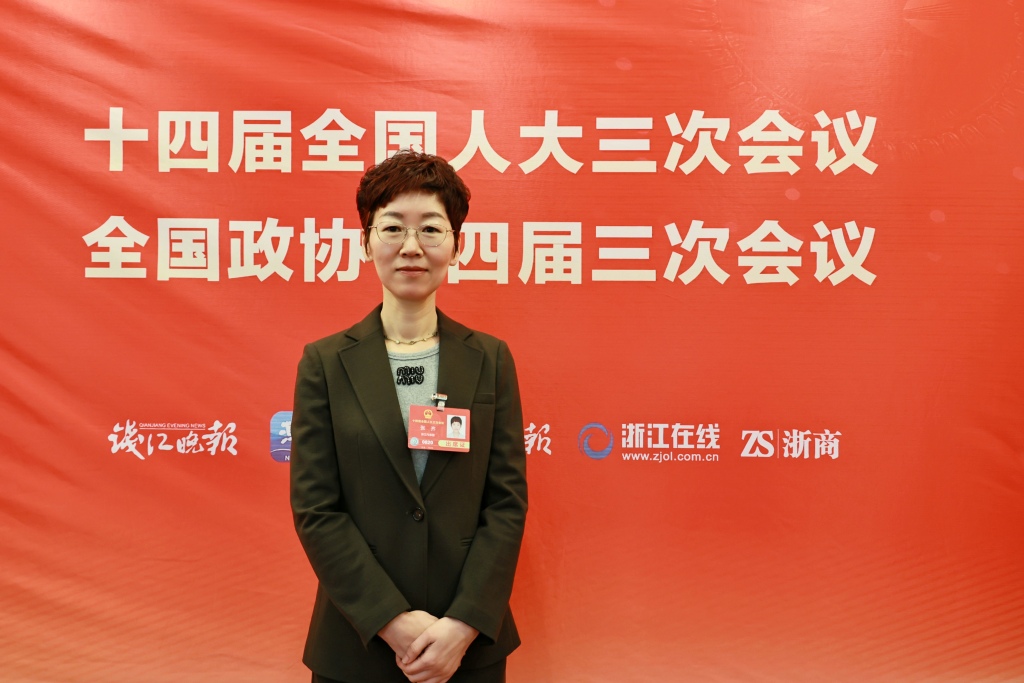 全国人大代表、浙江省嘉兴市第一医院内科主任兼内科学教研室主任张齐